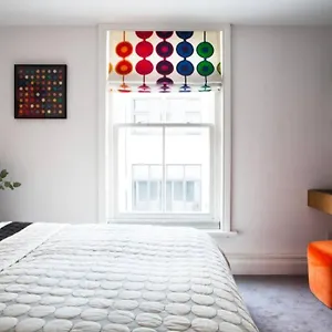 Large Townhouse Just 2 Minutes From The Sea/i360! Brighton